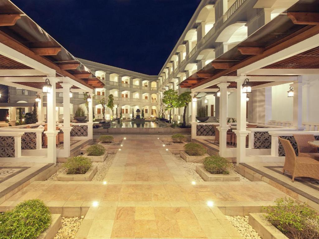 Hotel Ammi Cepu Zewnętrze zdjęcie