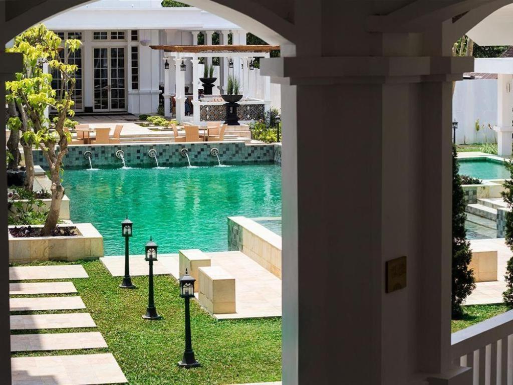 Hotel Ammi Cepu Zewnętrze zdjęcie