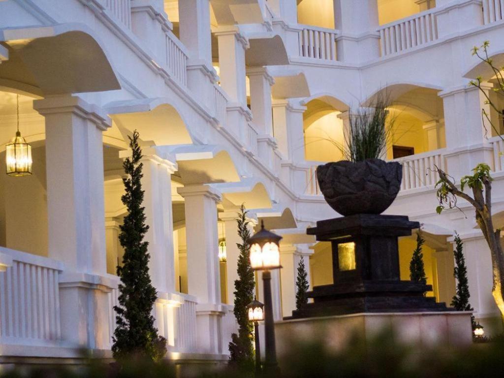 Hotel Ammi Cepu Zewnętrze zdjęcie