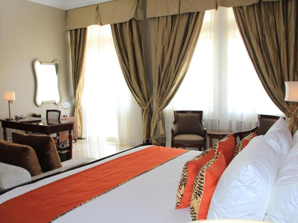 Hotel Ammi Cepu Zewnętrze zdjęcie